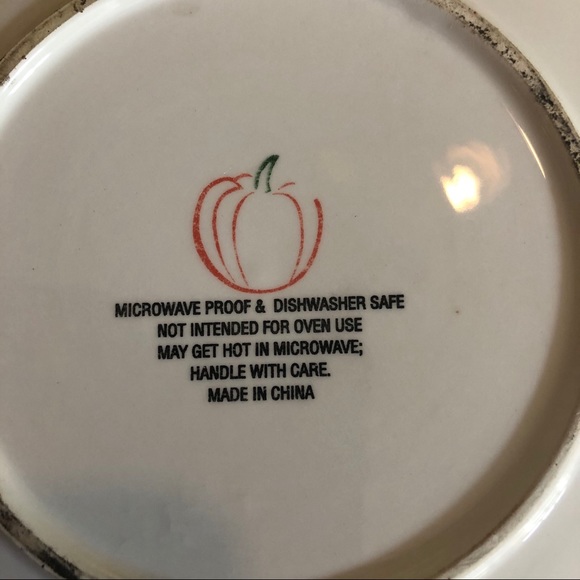 Halloween Decorative Plates 8.5” Set of 2 - Picture 4 of 5